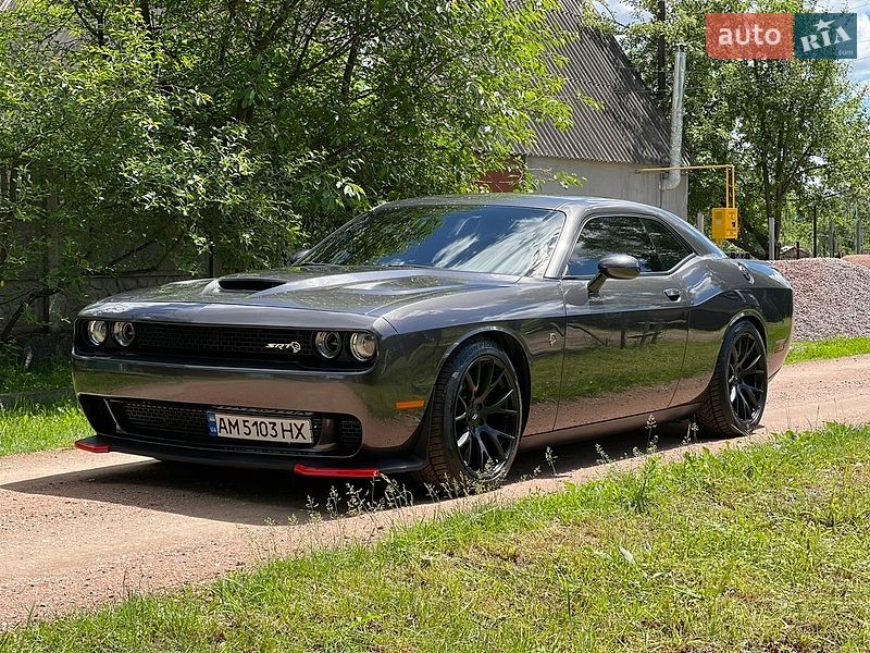 Купе Dodge Challenger 2018 в Житомире