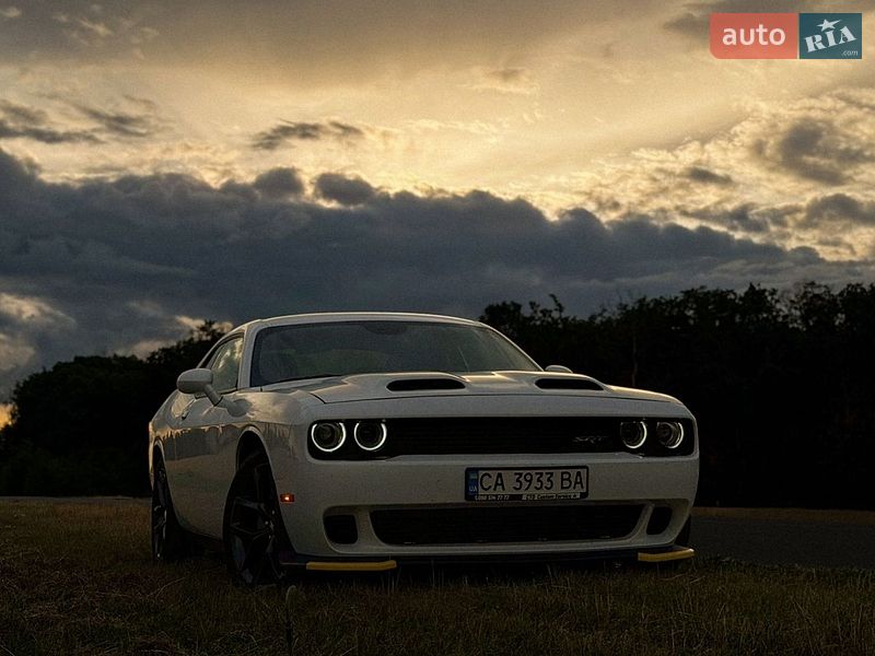 Купе Dodge Challenger 2022 в Киеве