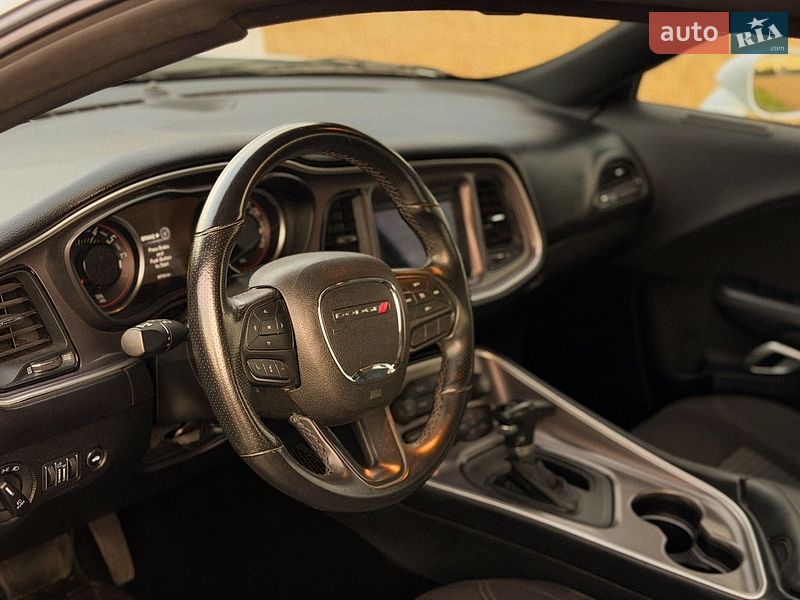 Купе Dodge Challenger 2022 в Киеве
