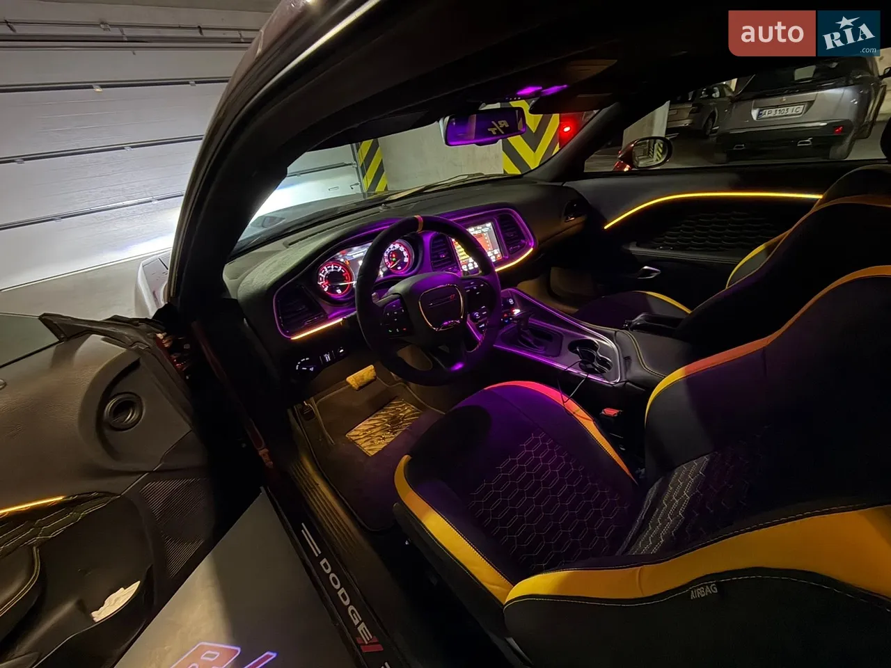 2021 Dodge Challenger - мініатюра 4