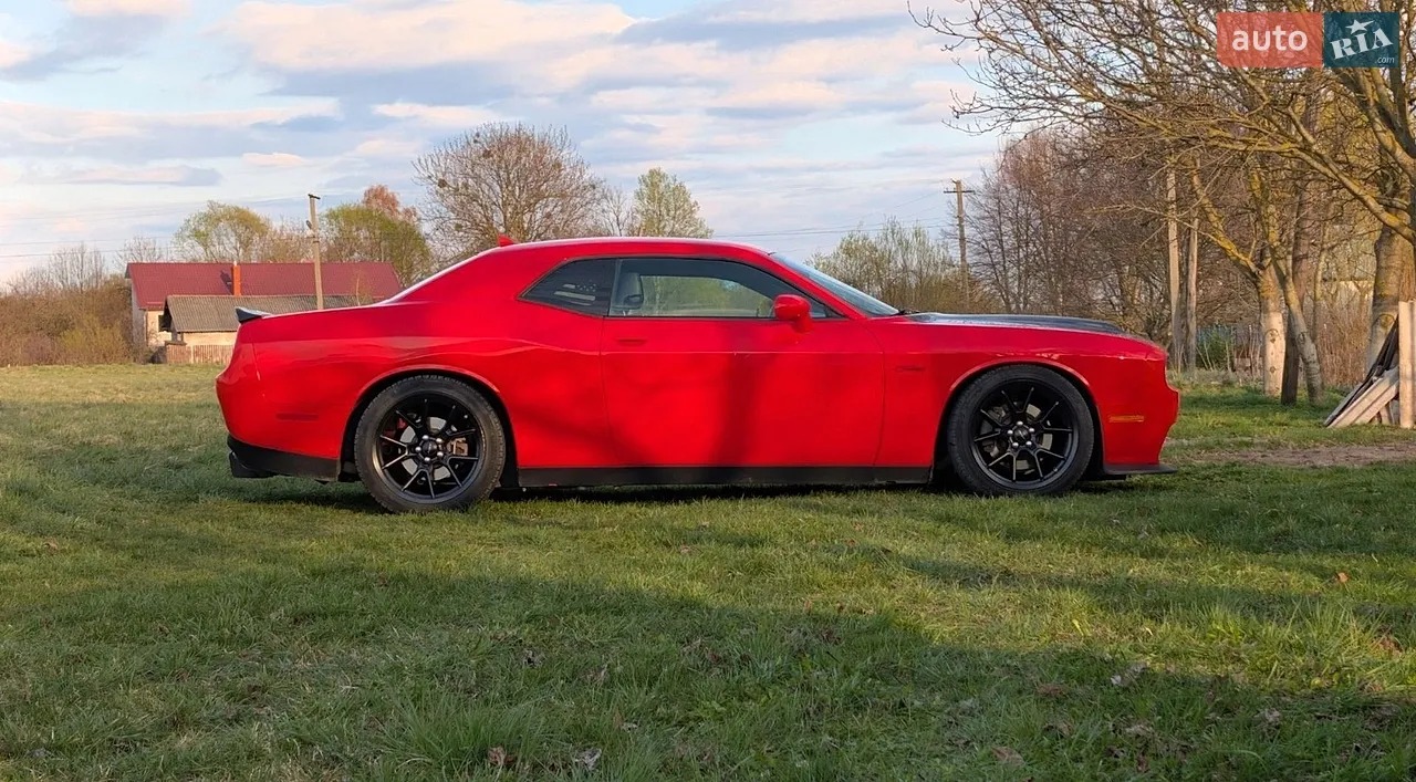 2017 Dodge Challenger - фото 1