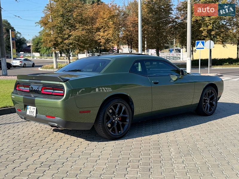 Купе Dodge Challenger 2018 в Кременчуге