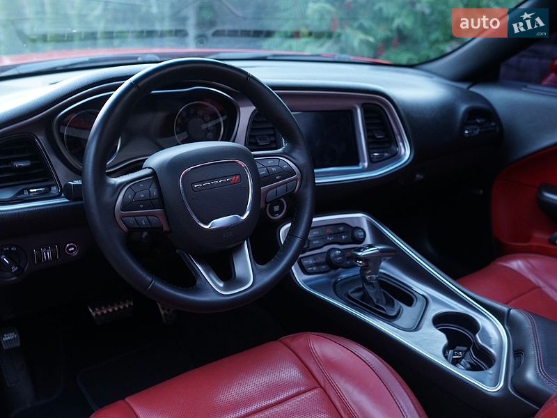 Купе Dodge Challenger 2018 в Шаргороде