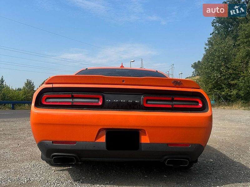 Купе Dodge Challenger 2016 в Харькове