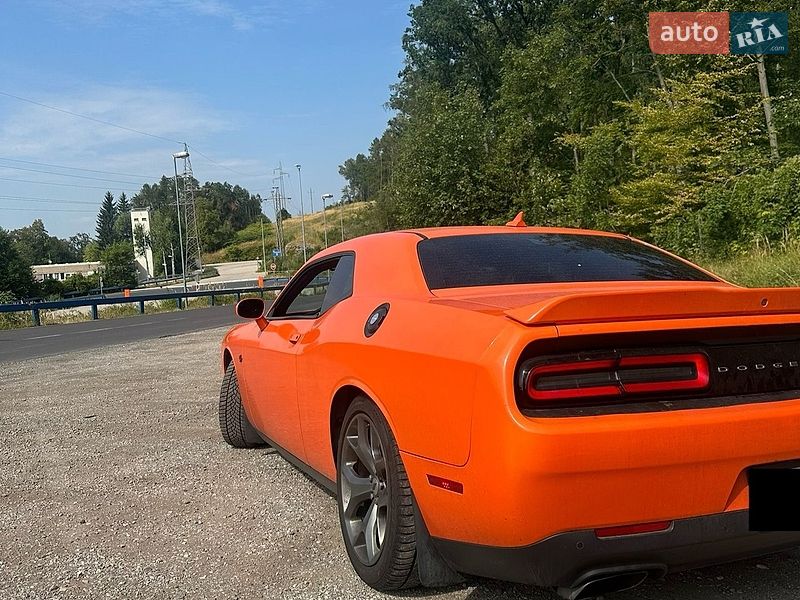 Купе Dodge Challenger 2016 в Харькове
