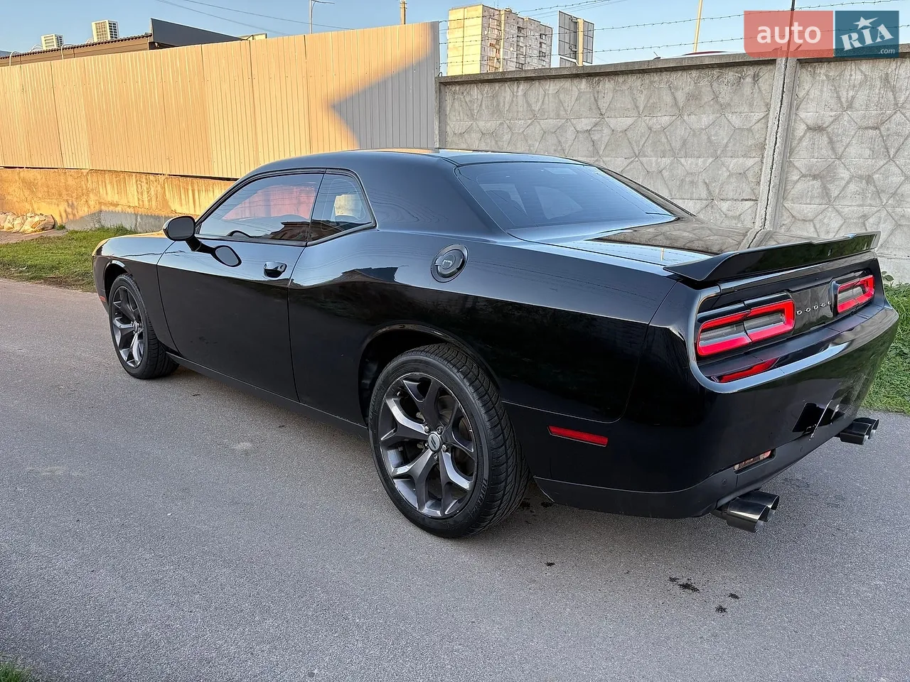 2017 Dodge Challenger - мініатюра 5