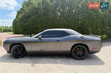 Купе Dodge Challenger 2016 в Днепре