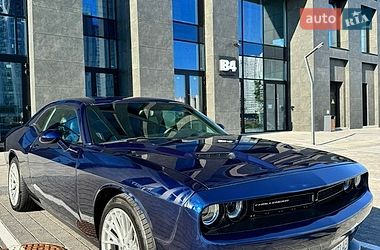 Купе Dodge Challenger 2016 в Киеве