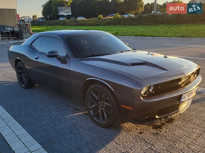 Dodge Challenger 2019