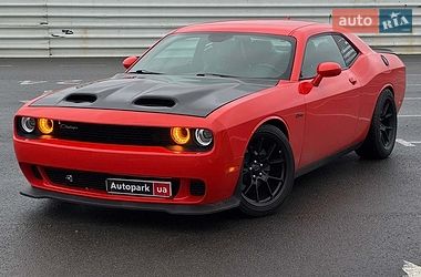 Dodge Challenger  2017