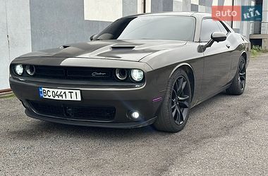 Купе Dodge Challenger 2016 в Виннице