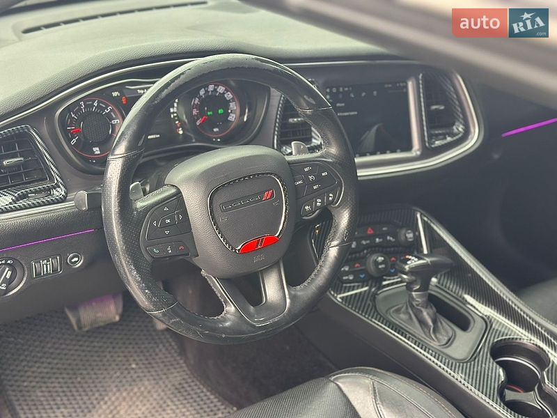 Купе Dodge Challenger 2016 в Виннице