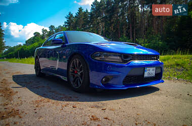 Dodge Charger  2021