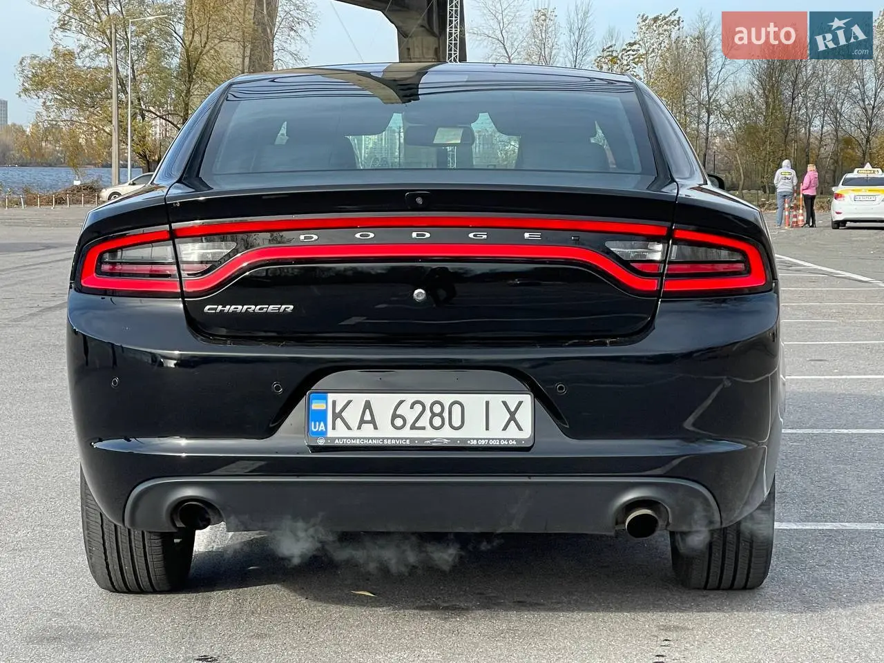2016 Dodge Charger - мініатюра 3