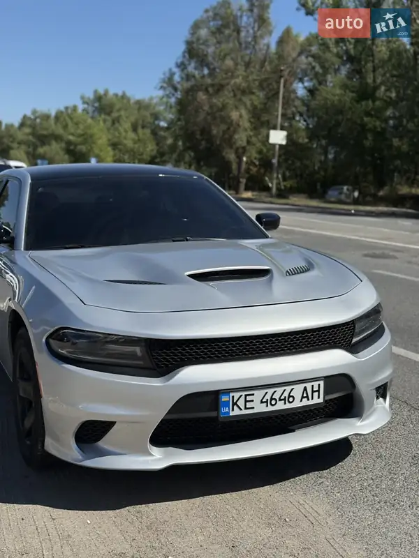 Dodge Charger 2019