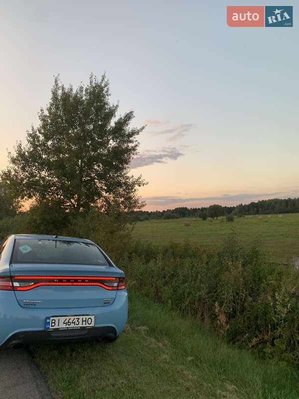 Седан Dodge Dart 2013 в Ровно