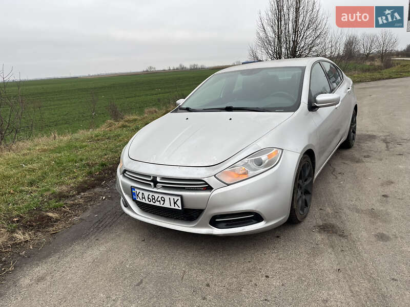 Легковые Dodge Dart