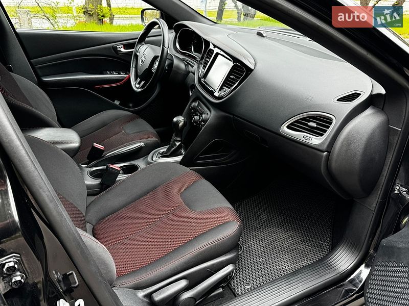 Седан Dodge Dart 2016 в Киеве