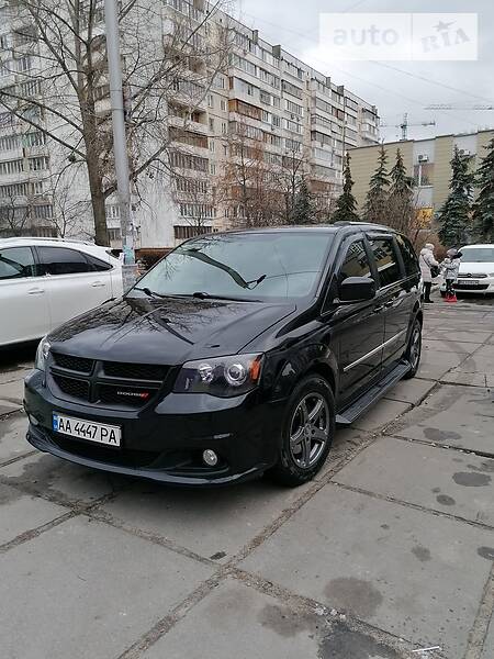 Легковые Dodge Grand Caravan