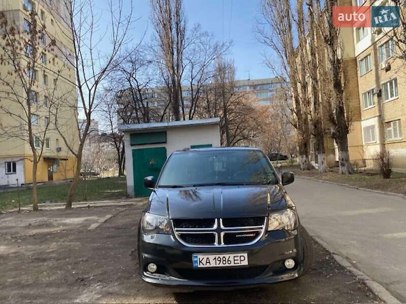 Dodge Grand Caravan