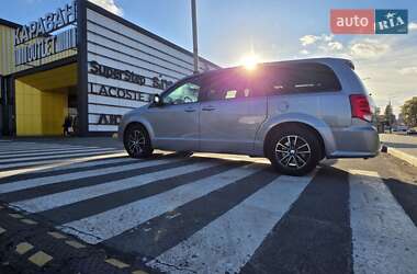 Dodge Grand Caravan 2017
