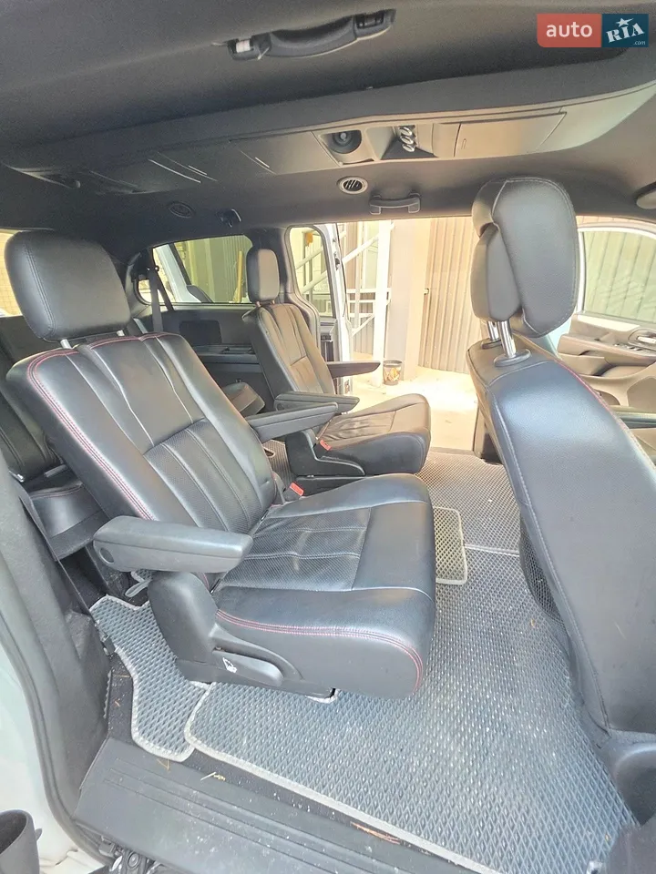 2019 Dodge Caravan - мініатюра 5