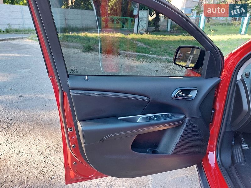 Внедорожник / Кроссовер Dodge Journey 2015 в Киеве