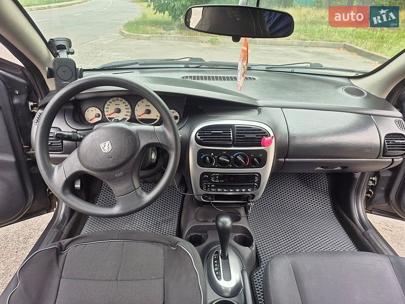 Седан Dodge Neon 2003 в Киеве