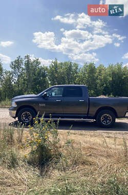 Dodge RAM 1500  2014