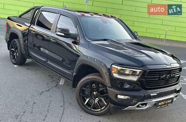 Dodge RAM 1500 2021