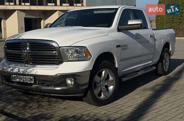 Dodge RAM 1500 2015