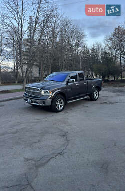 Dodge RAM 1500  2015