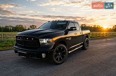 Dodge RAM 1500  2013