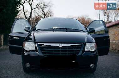 Мінівен Dodge Ram Van 2005 в Чернівцях