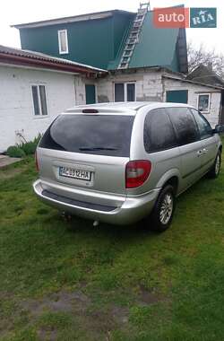 Минивэн Dodge Ram Van 2002 в Турийске фото 14 Минивэн Dodge Ram Van 2002 в Турийске