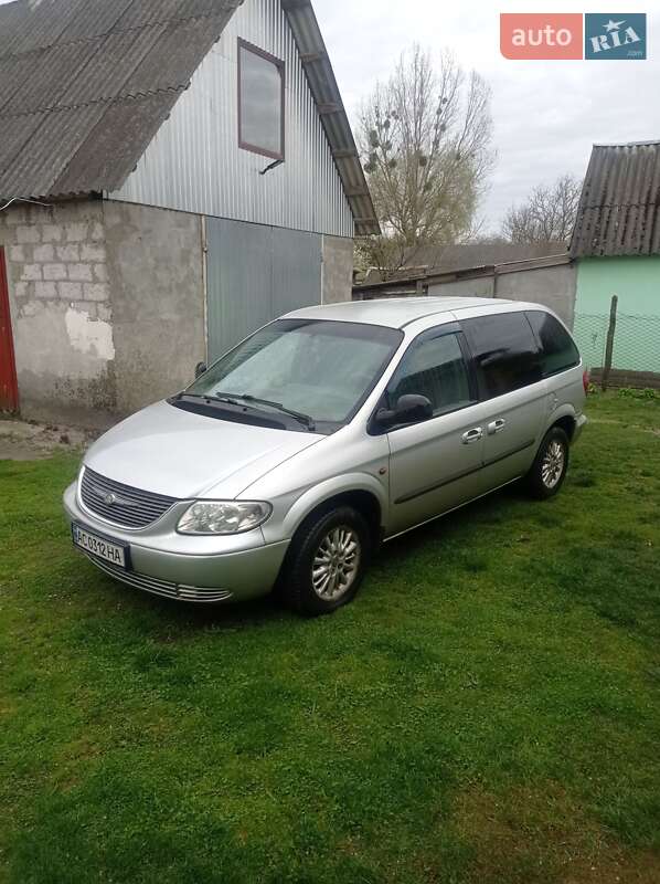 Минивэн Dodge Ram Van 2002 в Турийске фото Минивэн Dodge Ram Van 2002 в Турийске