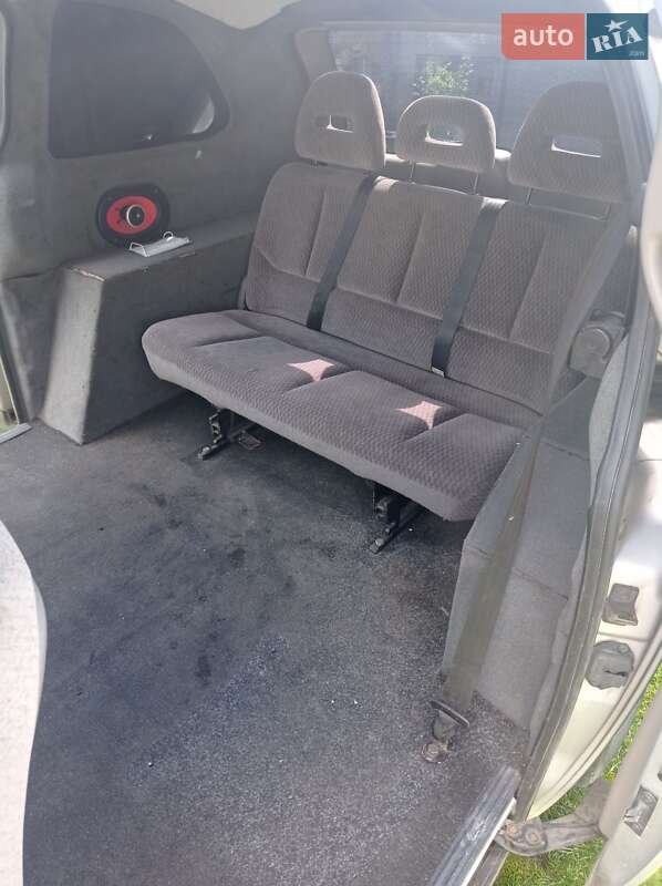 Минивэн Dodge Ram Van 2002 в Турийске фото 5 Минивэн Dodge Ram Van 2002 в Турийске