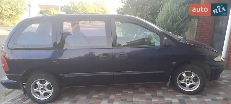 Dodge Ram Van