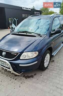 Dodge Ram Van  2002