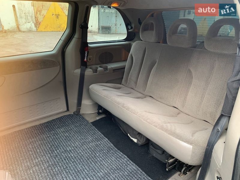 Мінівен Dodge Ram Van 2002 в Коростені