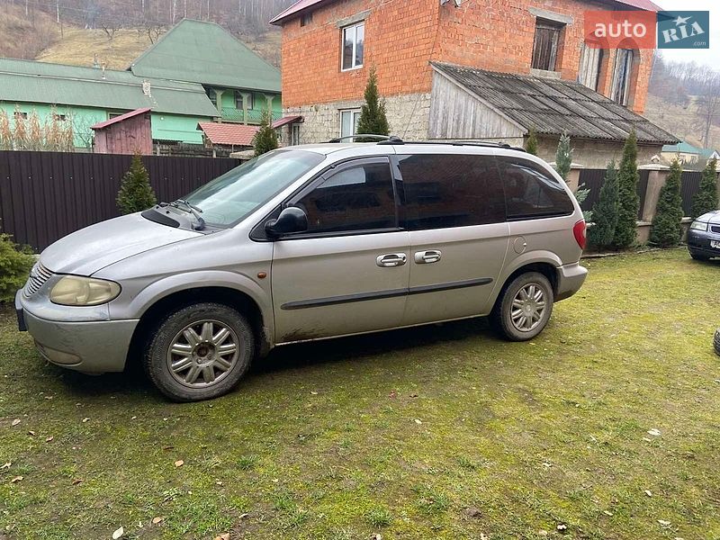 Минивэн Dodge Ram Van 2003 в Хусте