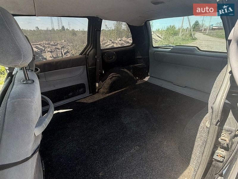 Мінівен Dodge Ram Van 2000 в Києві