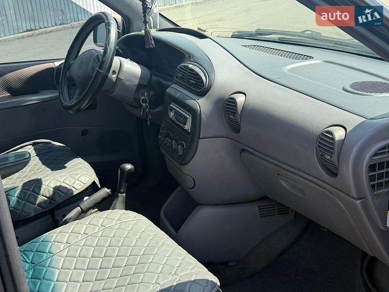 Мінівен Dodge Ram Van 2000 в Києві