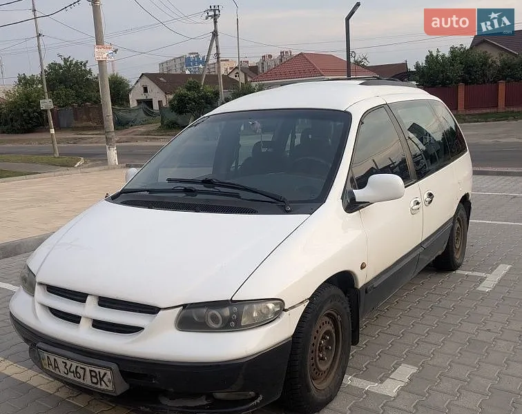 Dodge Ram Van