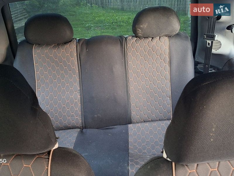 Минивэн Dodge Ram Van 1998 в Черновцах фото 8 Минивэн Dodge Ram Van 1998 в Черновцах