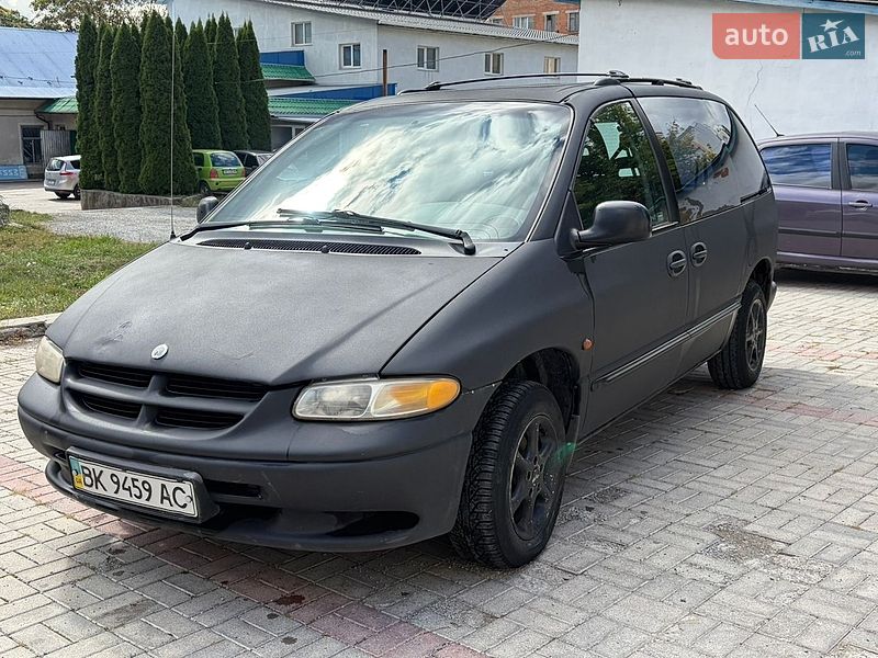 Минивэн Dodge Ram Van 1999 в Каменец-Подольском