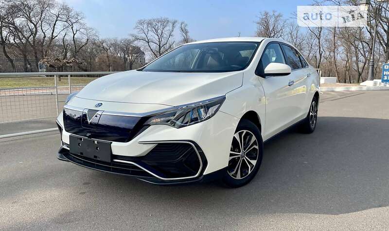 Седан Dongfeng D60EV