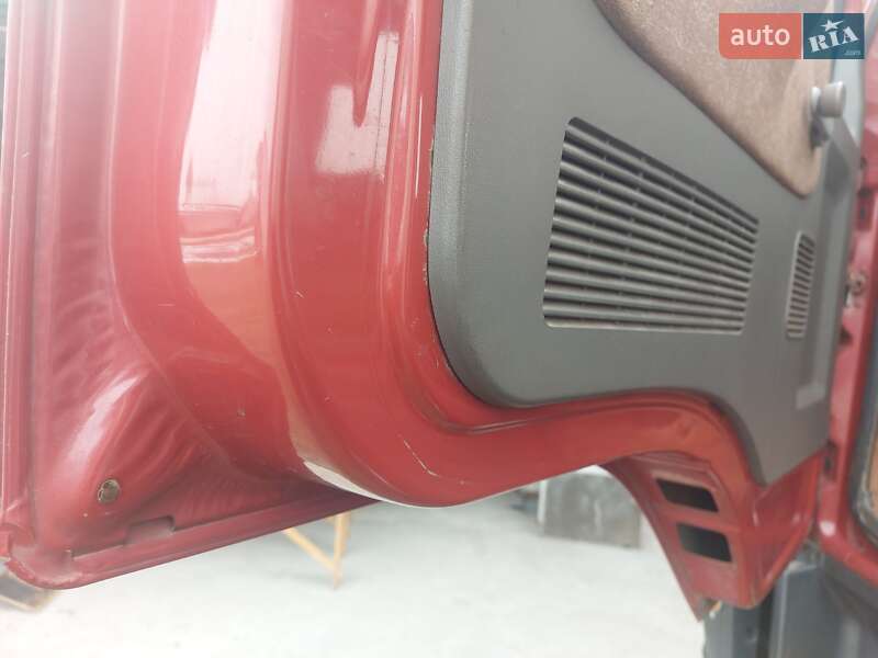 Грузовой фургон Dongfeng DF-47 2006 в Боярке