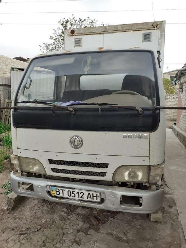 Dongfeng EQ1044