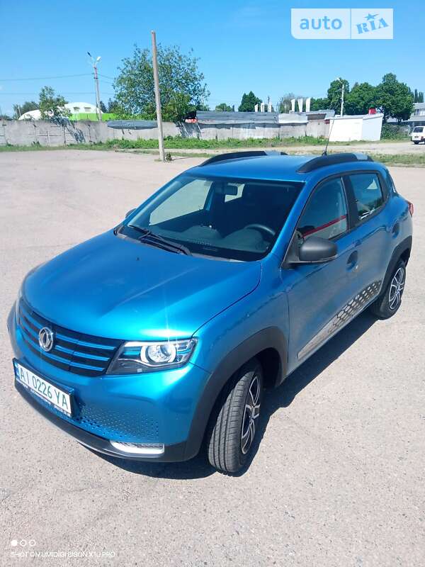 Седан Dongfeng EX-1
